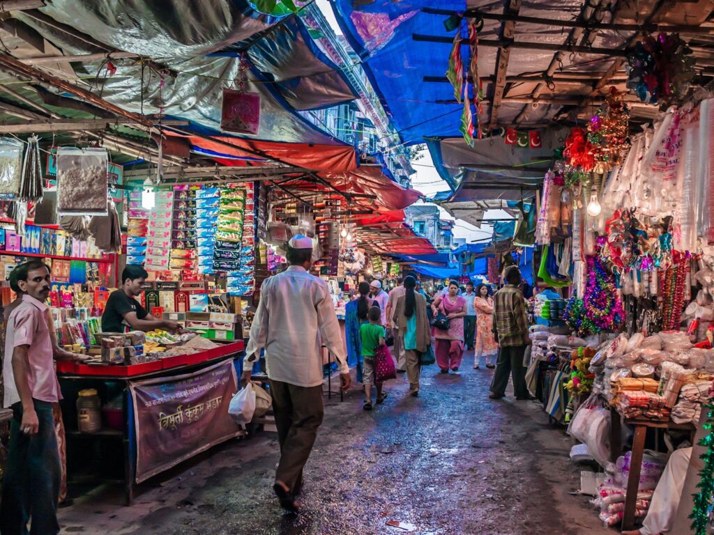 Poll: Street Markets vs. Malls – Lagos Shopping Preferences